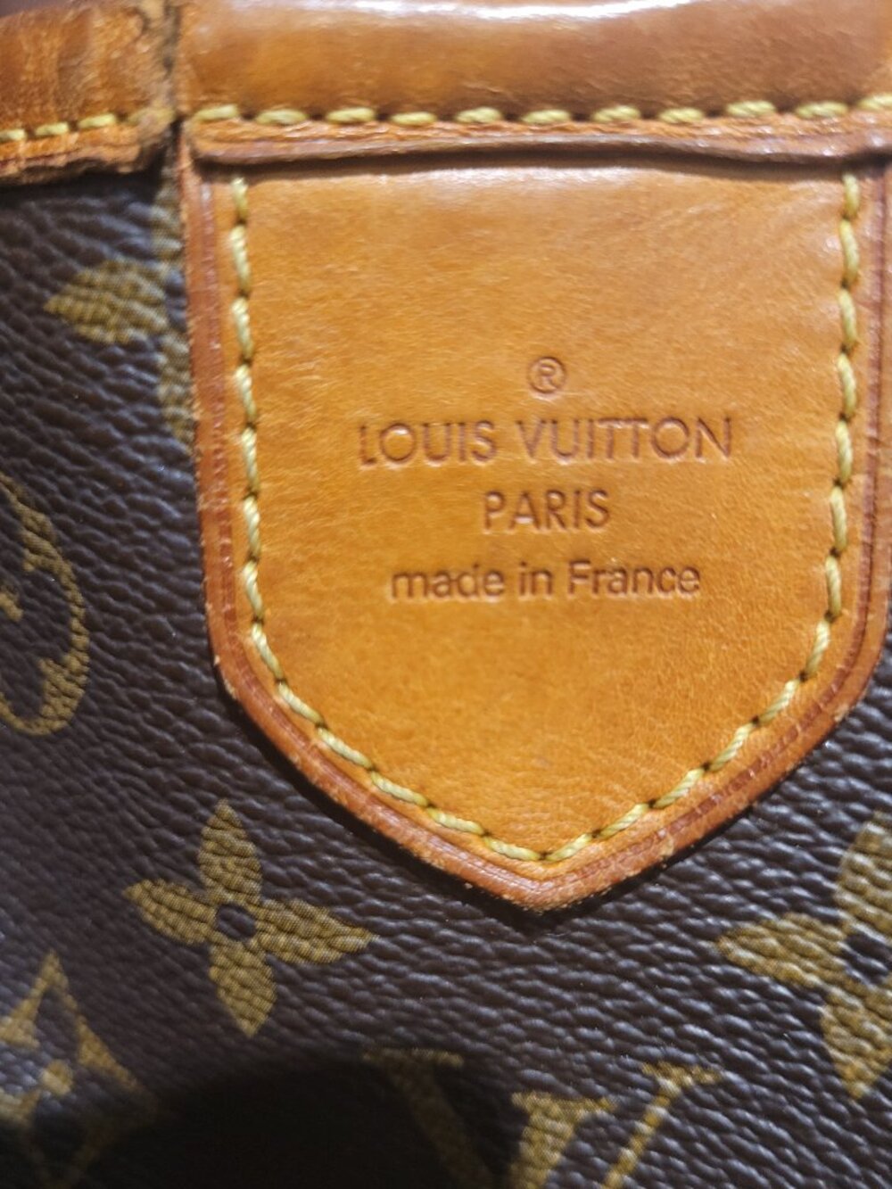 Louis Vuitton Shoulder Bag - Picture 14 of 14